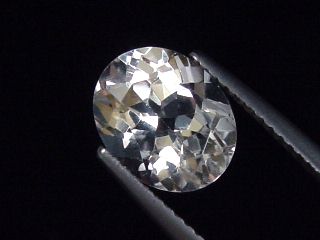 White Topaz 3,46 Ct. oval Brazil