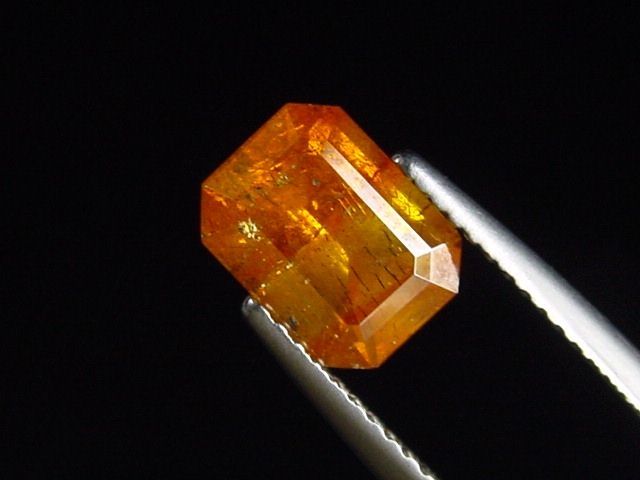 Sphalerite 2,49 Ct. octagon - Picos de Europa, Spain