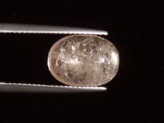 Topas Katzenauge 6,15 Ct. selten Naturfarbe - Ouro Preto, Brasilien