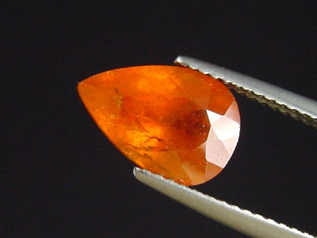 Spessartite Garnet 3,80 Ct. pear Tanzania