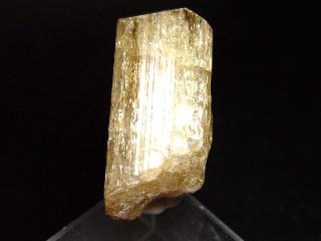 Scapolite crystal 45 mm - Gairo, Tanzania