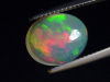 Opal / Edelopal 2,38 Ct. feinste Qualität - 11 x 9 mm Oval Cabochon